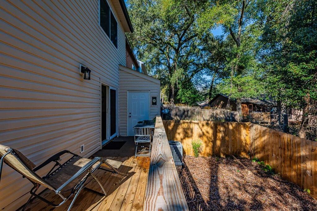 Cozy Townhome Retreat With King Bed Near I-10, Capitol, Fsu & Famu Таллагассі Екстер'єр фото